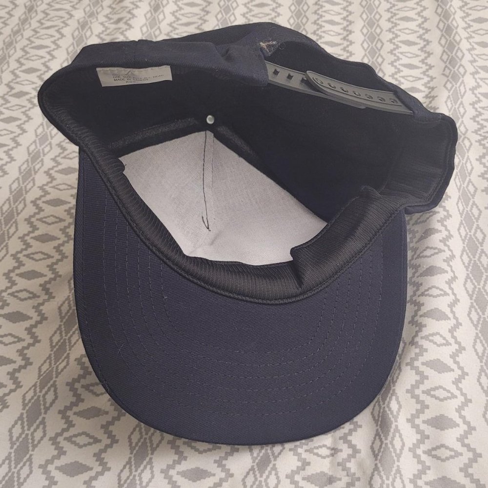 Holmatro Rescue Tools ball cap. - Picture 2 of 2